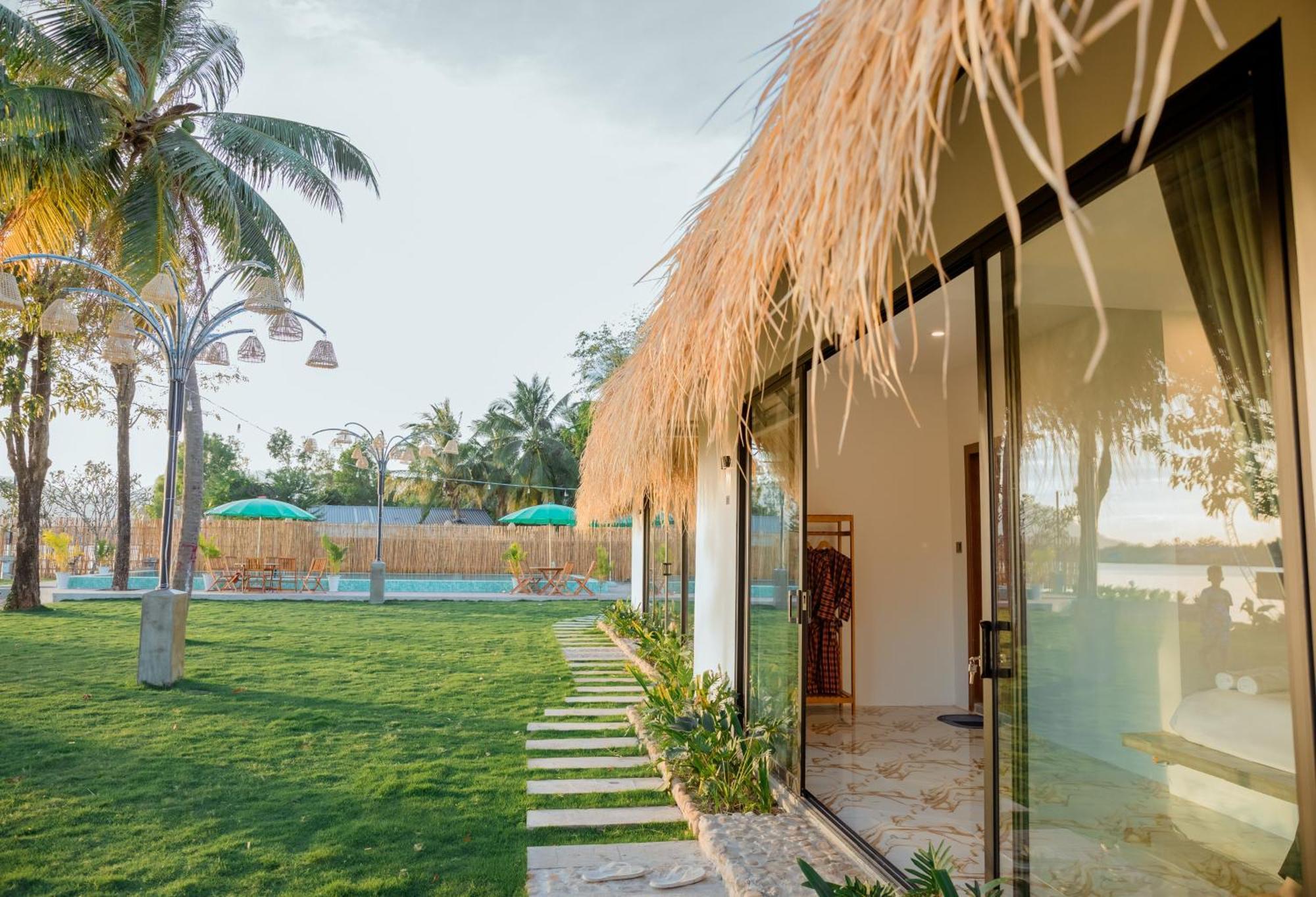 Sea Sand Resort Kampot Room photo